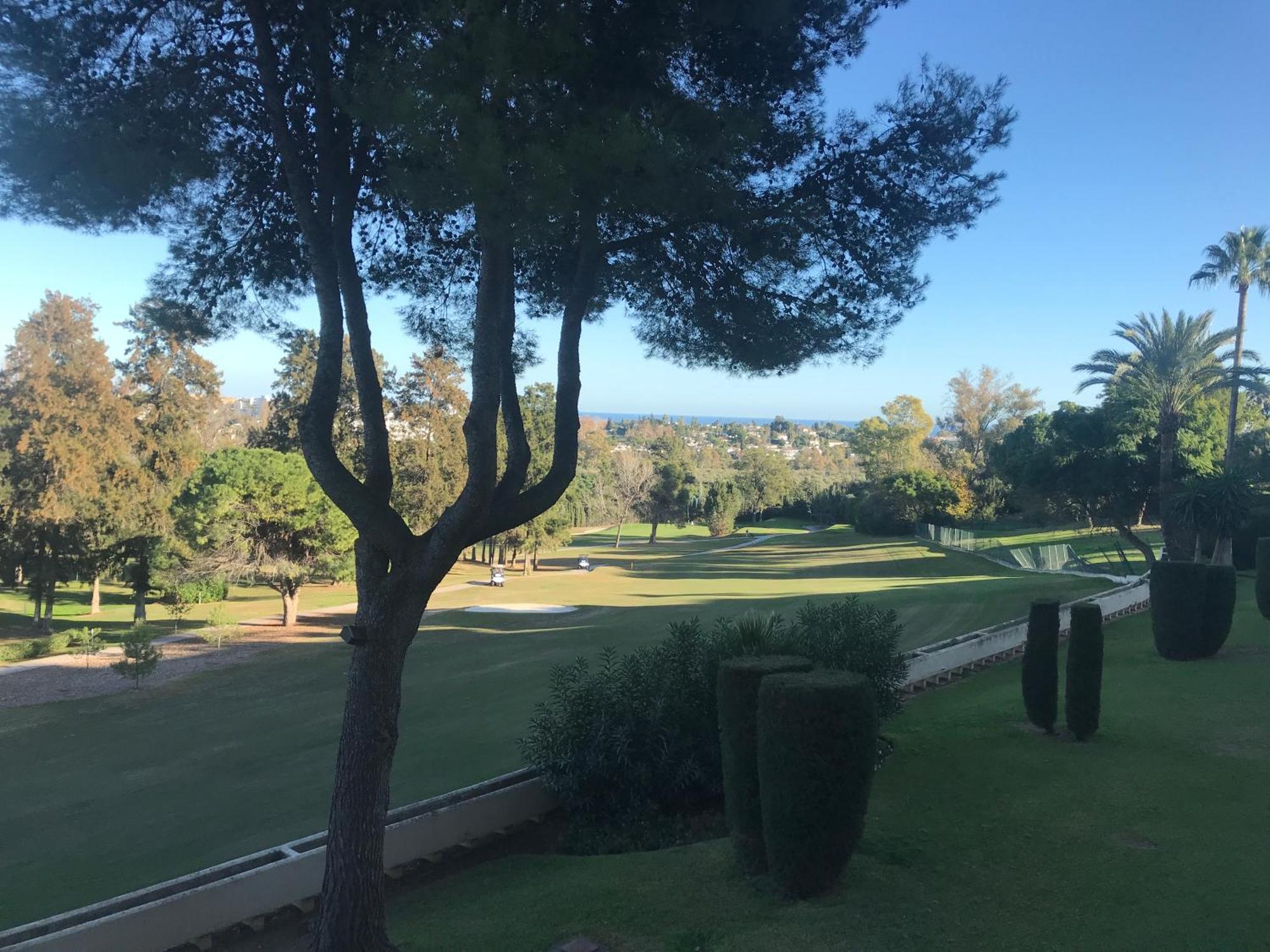 Habitacion Deluxe Con Bano Privado En Atalaya Apartagolf, Estepona Luaran gambar